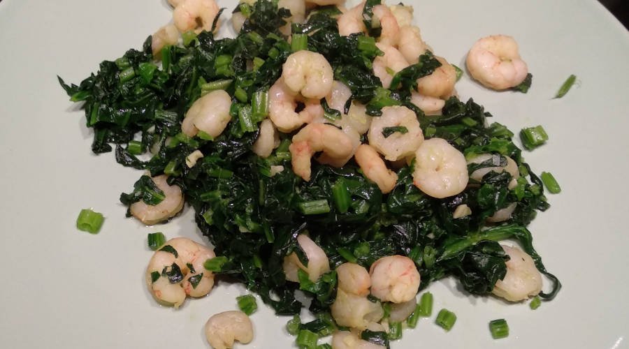 Espinacas salteadas con gambas