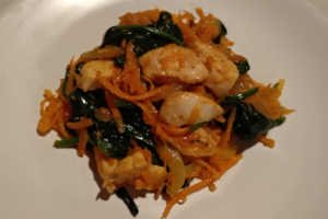 salteado pollo con verduras boniato espinaca